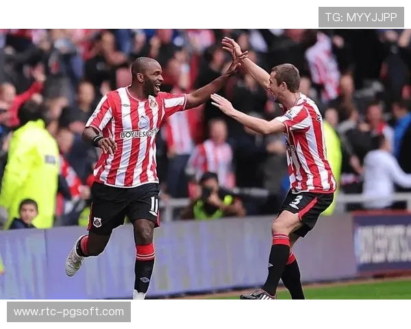 伯恩利vs西汉姆联：保级战或现长传与定位球对决