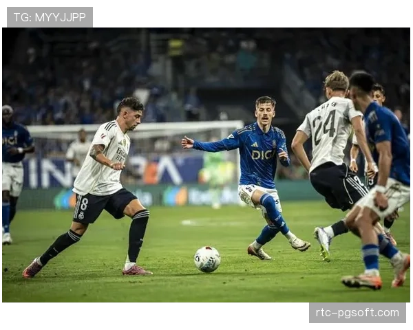 国家德比半场：巴萨控球率58%，但皇马射门次数7比3领先